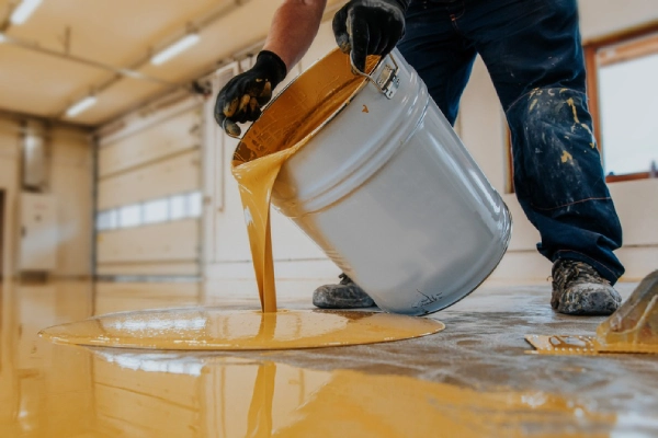 Differences Between Epoxy Floor Coatings and Other Finishes in Phoenix, AZ